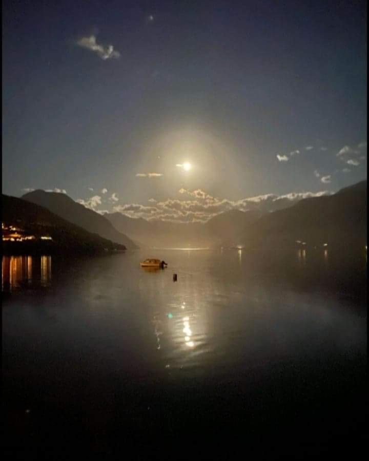 Stryn Fjord Lodge Faleide 130 Екстер'єр фото