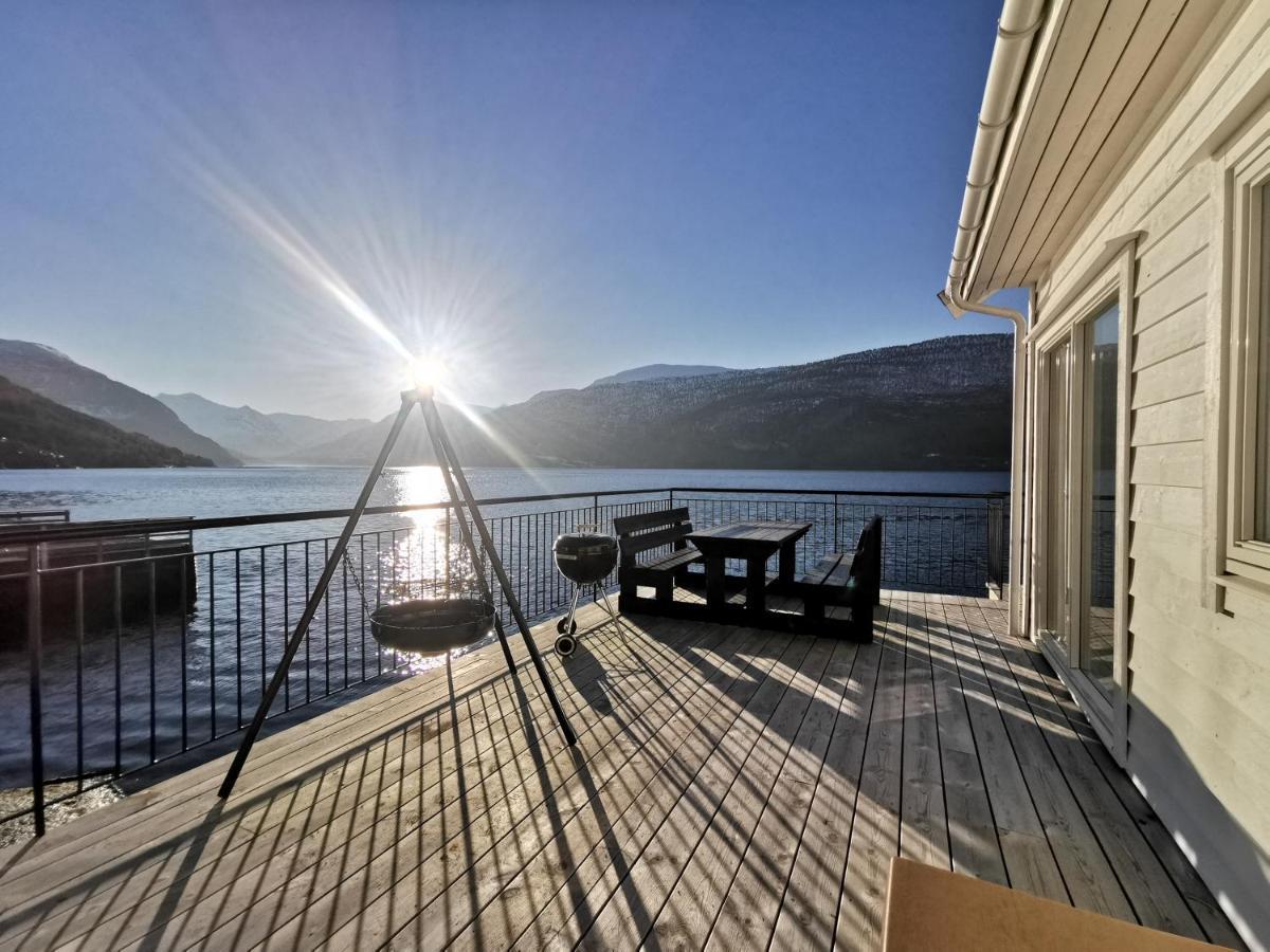 Stryn Fjord Lodge Faleide 130 Екстер'єр фото