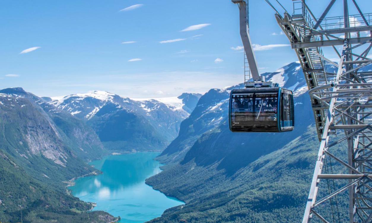 Stryn Fjord Lodge Faleide 130 Екстер'єр фото