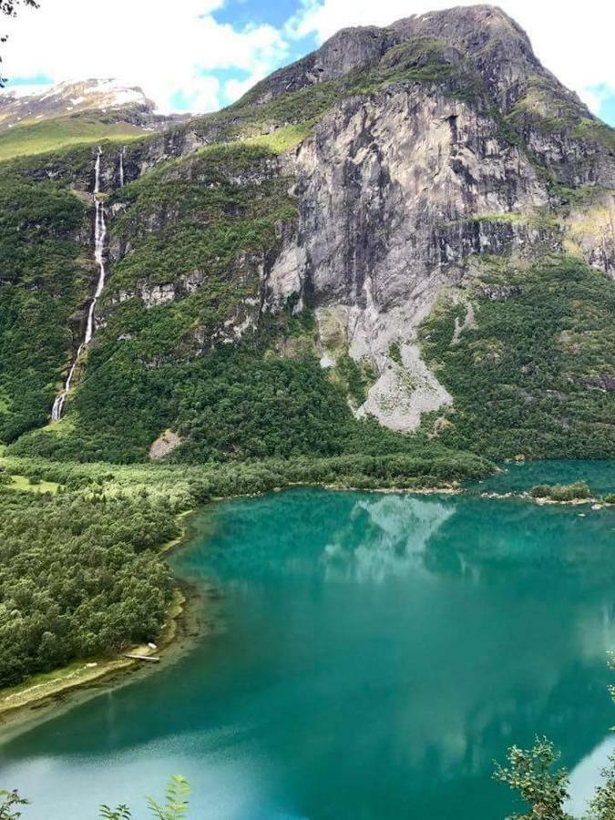 Stryn Fjord Lodge Faleide 130 Екстер'єр фото